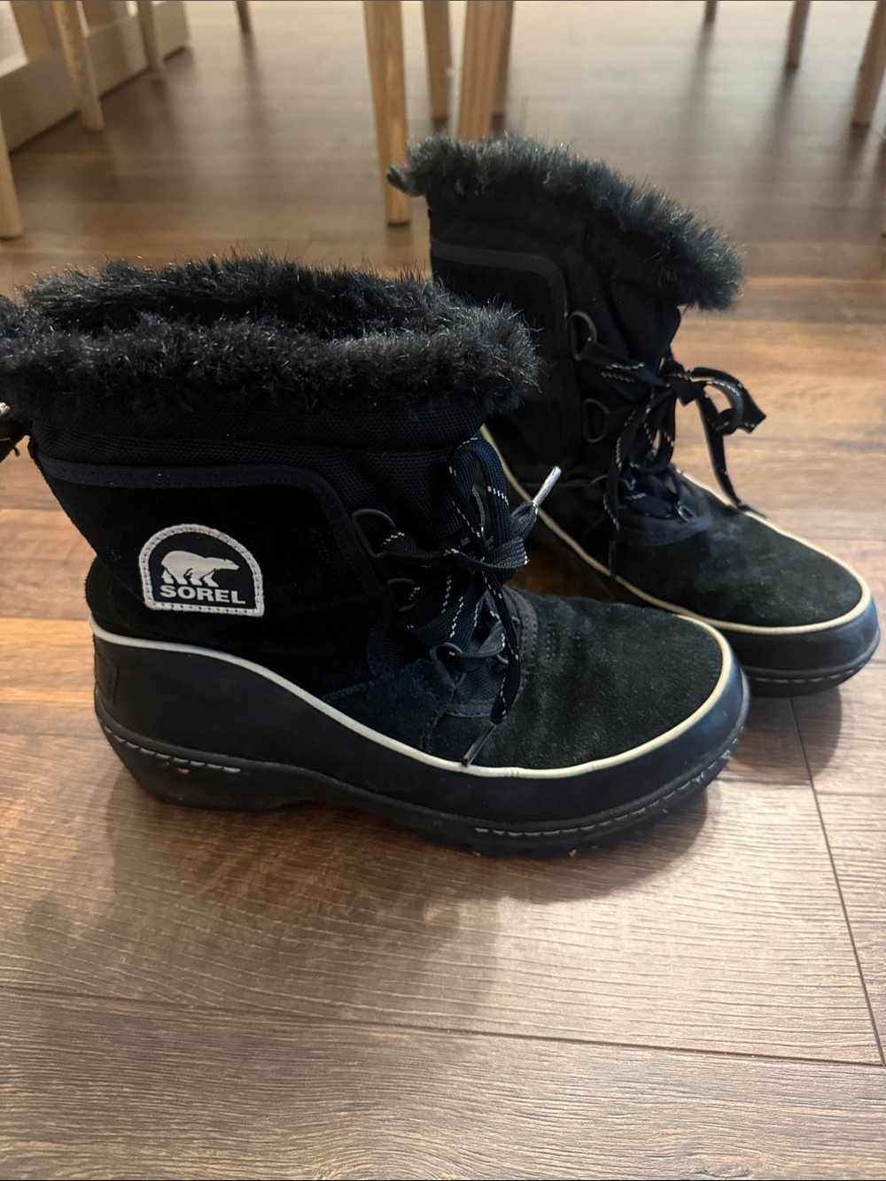 Sorel Black Fur-Trim Lace-Up Winter Boots